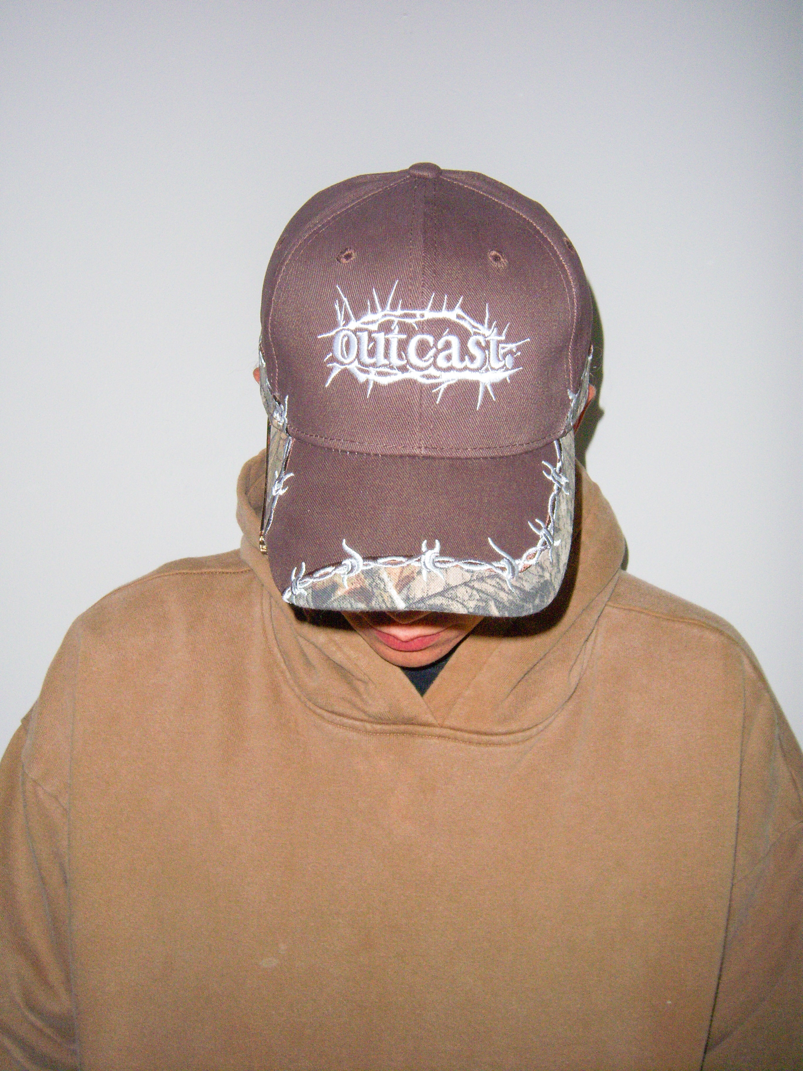 "CROWN OF THORNS" CAMO HAT BROWN