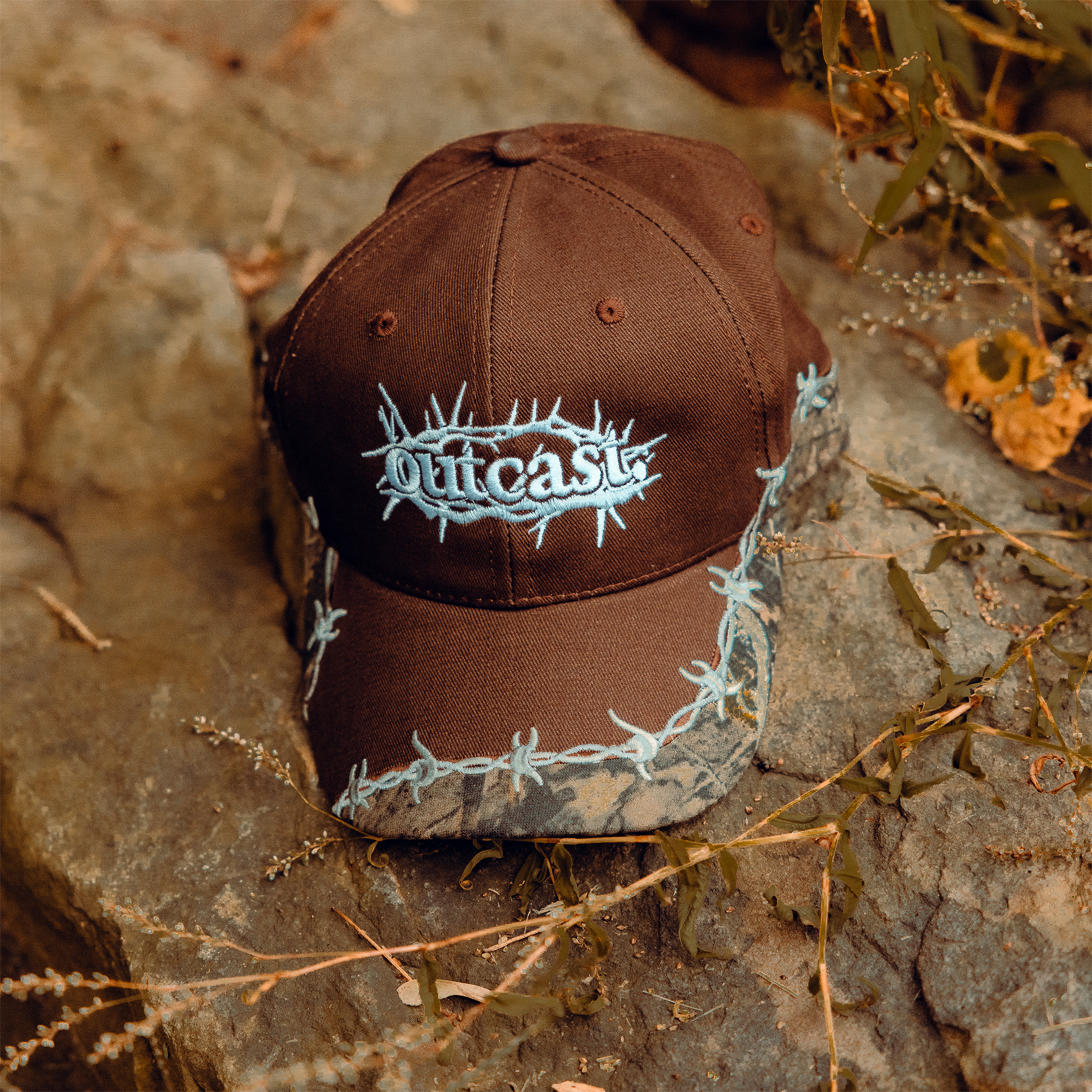 "CROWN OF THORNS" CAMO HAT BROWN